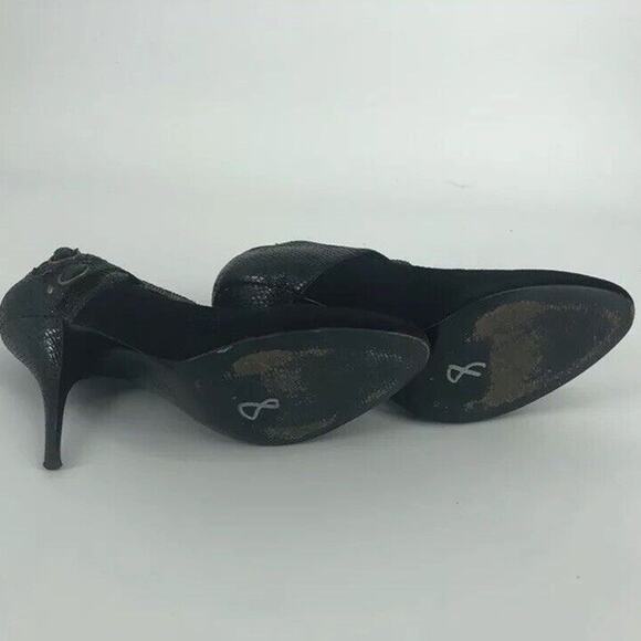 Steve by Steve Madden black heels. Suede And Snakeskin. Size 8 - Picture 6 of 7